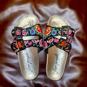 Free People sandals